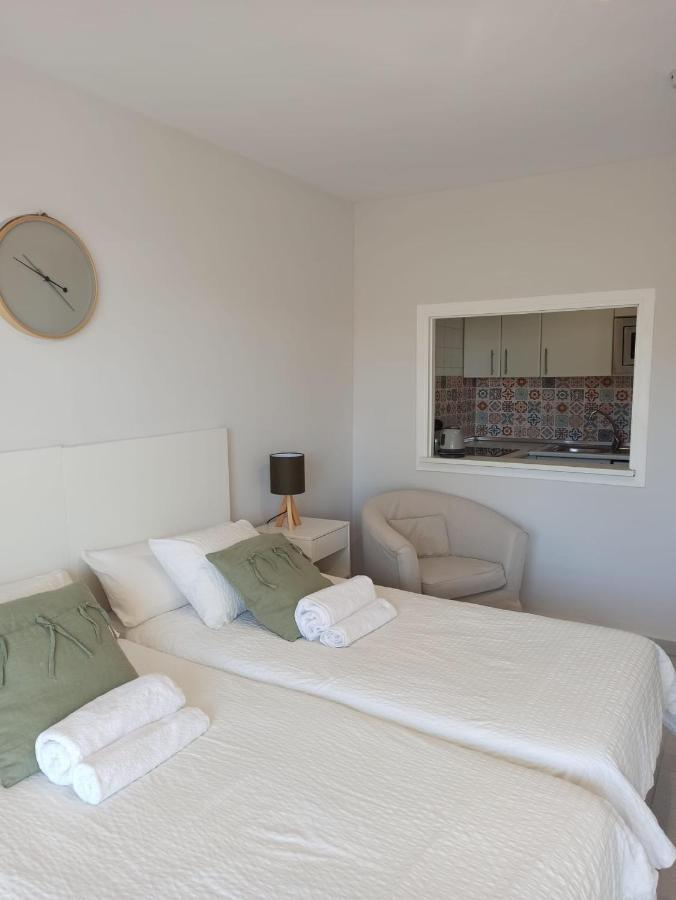 Apartmán Carihuela Nucleo Cristal Torremolinos Exteriér fotografie