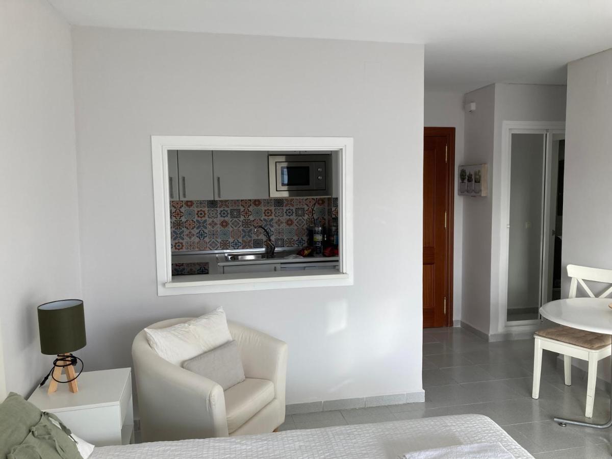 Apartmán Carihuela Nucleo Cristal Torremolinos Exteriér fotografie